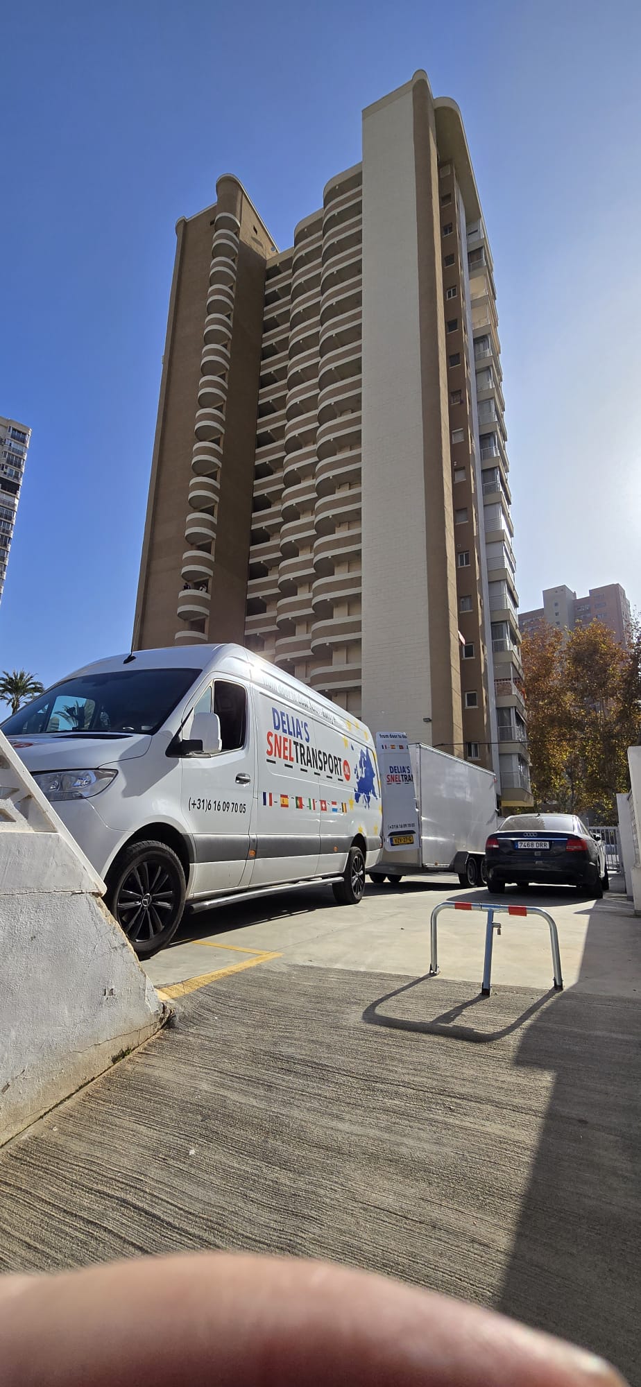 Containertransport — Delia's Sneltransport in actie